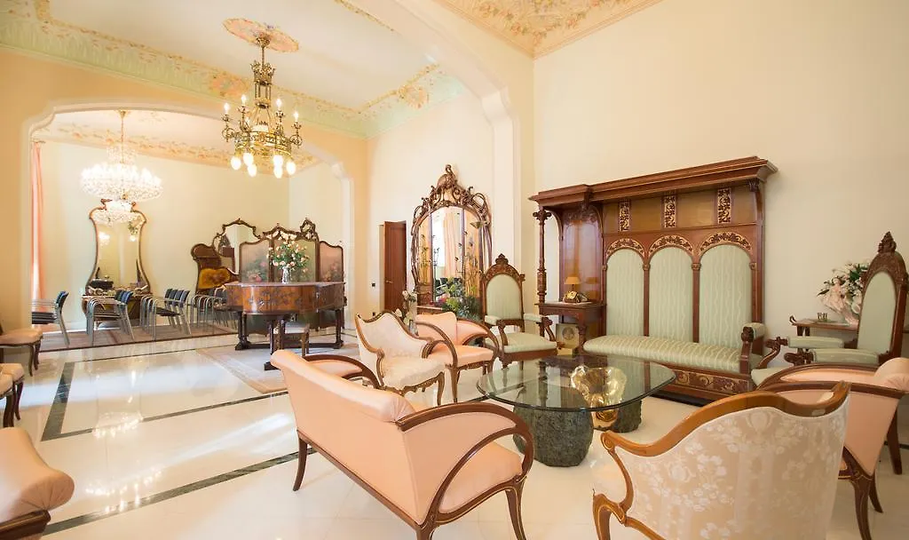Hotel Boutique Edelweiss La Garriga (Adults Only) 4*,